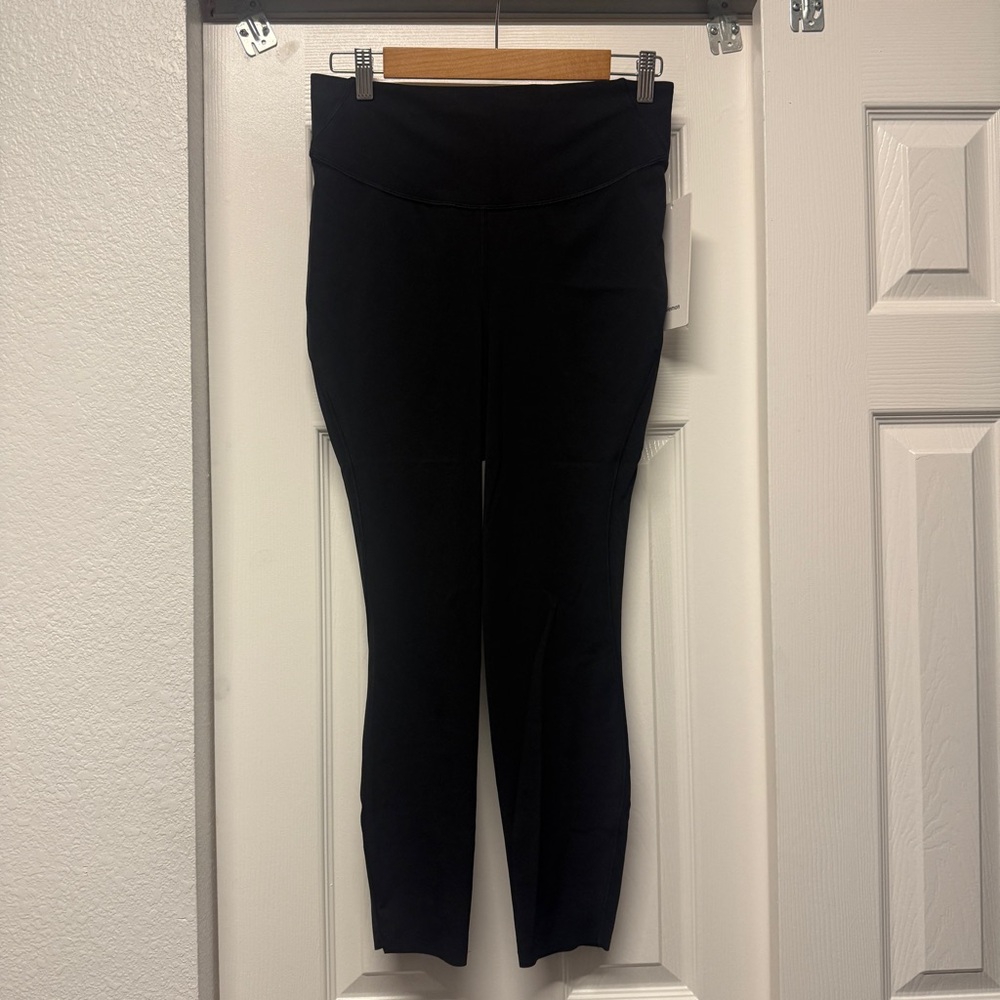 Lululemon| NWT Base Pace High Rise 25” Black Leggings in Women’s Size 10 - Picture 7 of 9